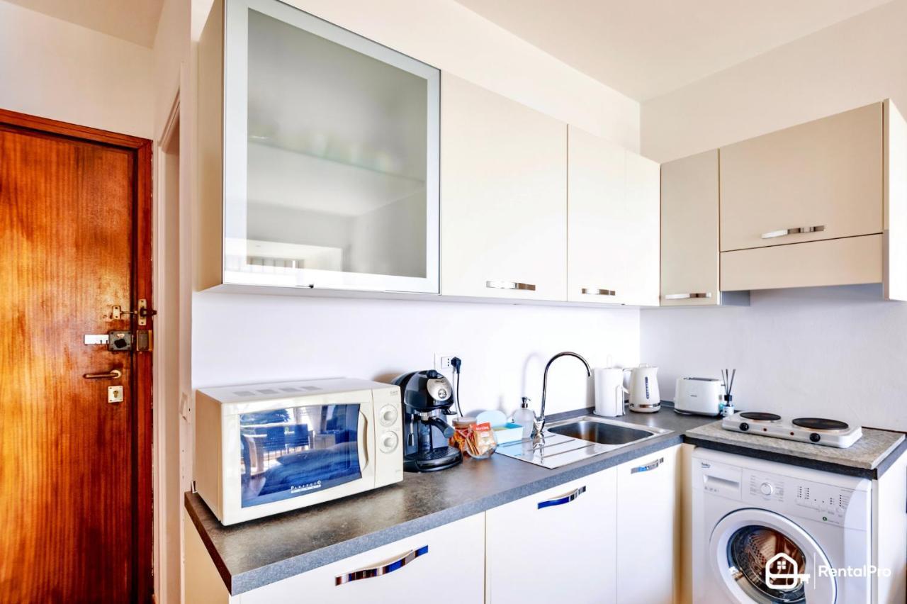 Free Parking-Sea View, With Pool & Garden Apartment ซานเรโม ภายนอก รูปภาพ